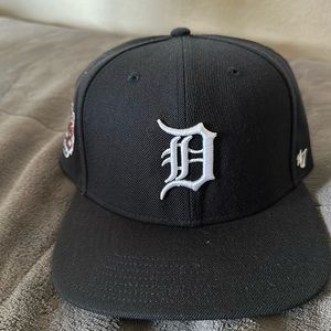 SnapBack Detroit lions hat